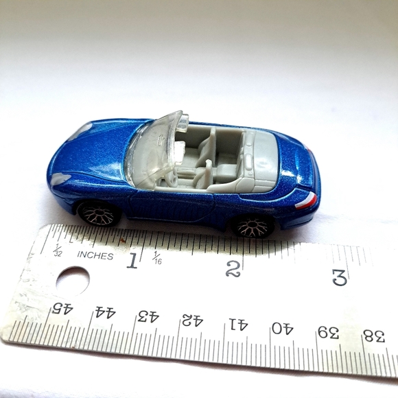 1998 Mattel Matchbox Blue Porsche 911 Carrera Cabriolet Loose Toy Car - Picture 7 of 7